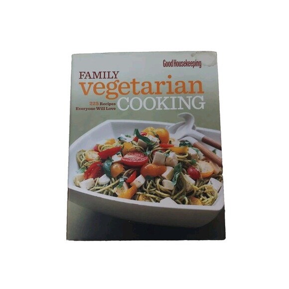 Family Vegetarian Cooking - 225 Recipes Cookbook, Good Housekeeping, Vegetables - Picture 1 of 5